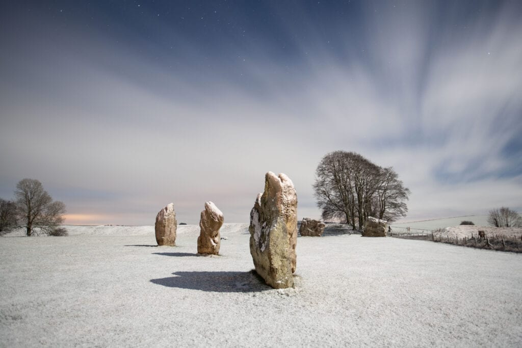 Avebury Snow